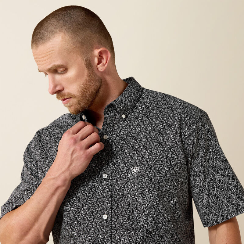 Ariat Men’s Tru S/S Shirt - Black Tossed Vines