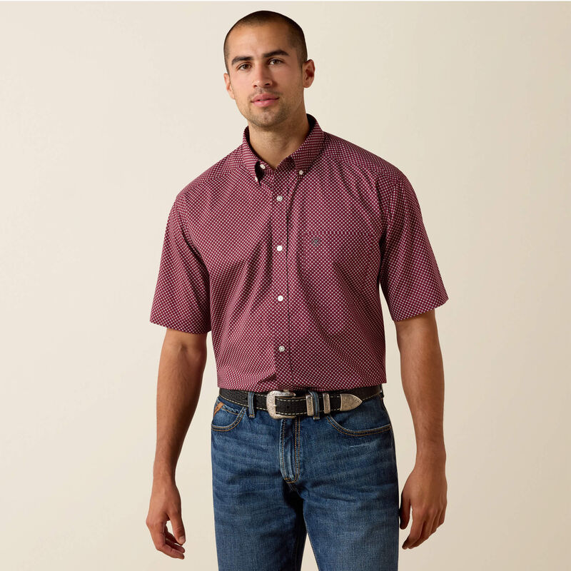 Ariat Men’s PIPPIN SS SHIRT - Maroon Banner geo print