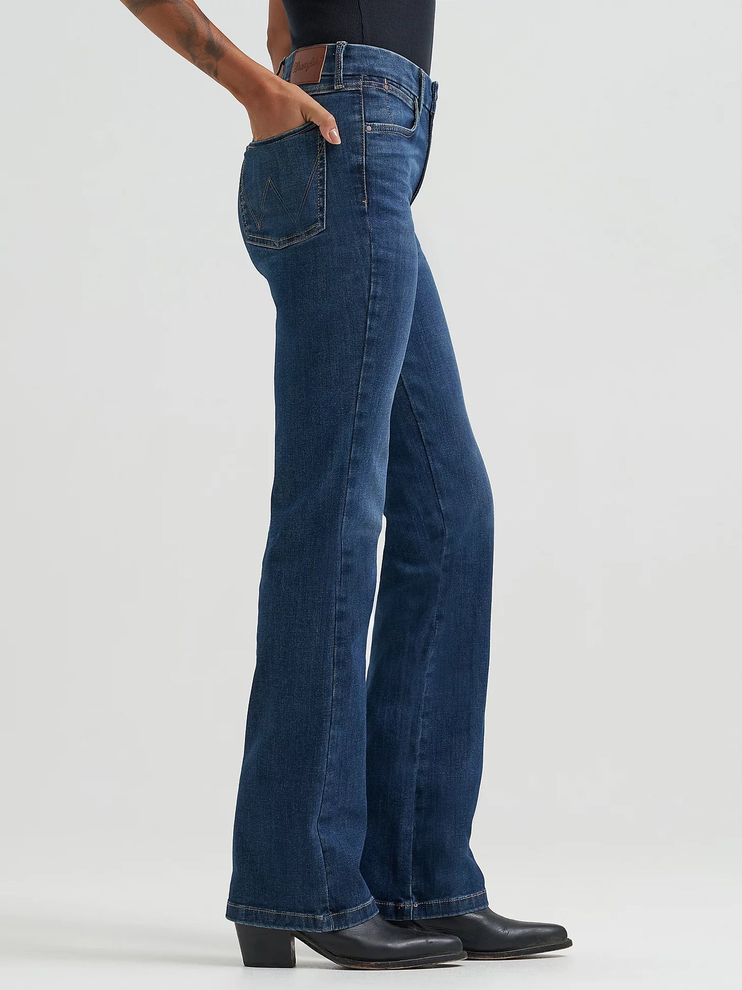 Women’s Wrangler Bespoke High Rise Bootcut Jean - Lacey