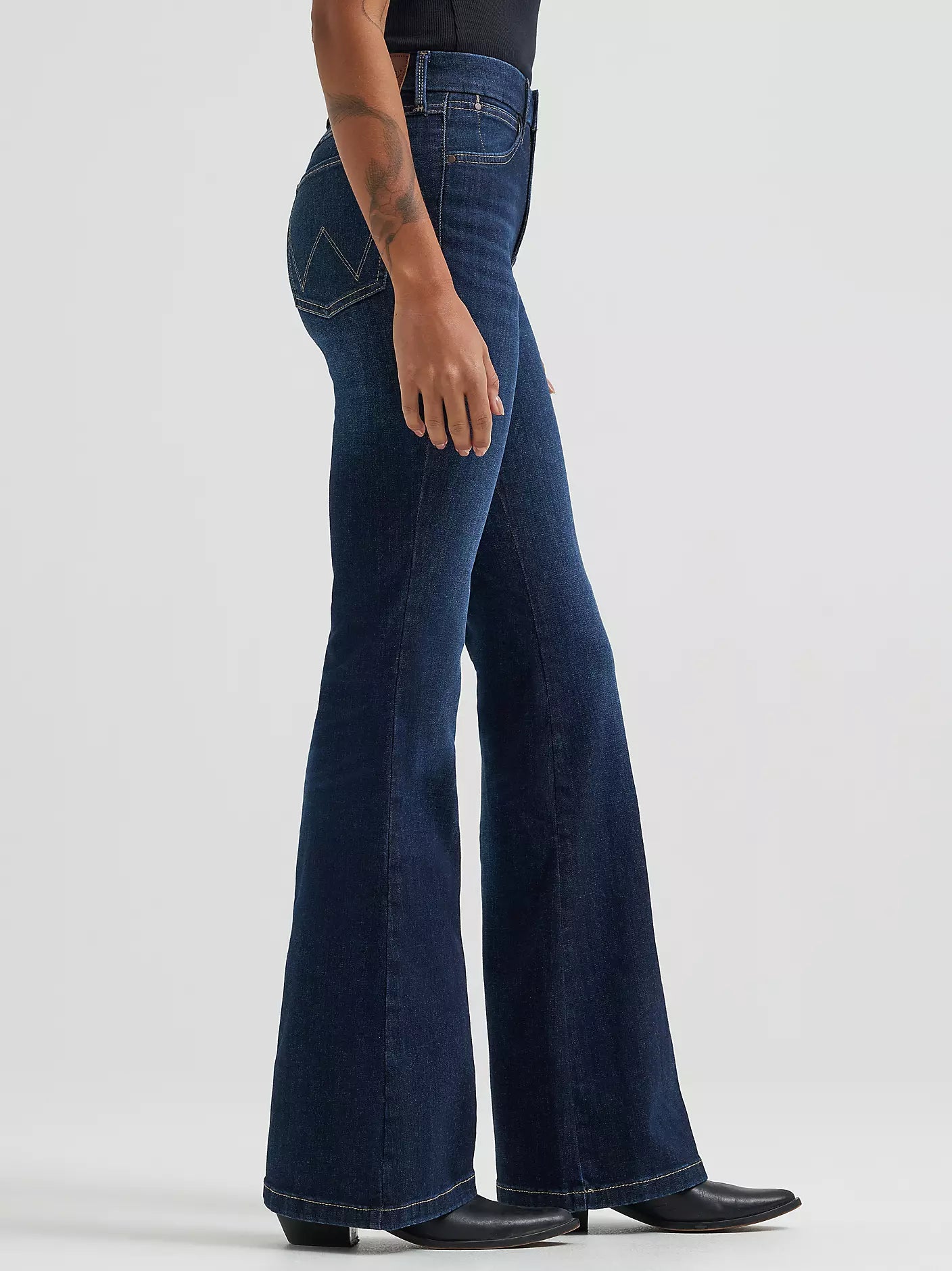 Women’s Wrangler Bespoke High Rise Flare Jean - Madilyn