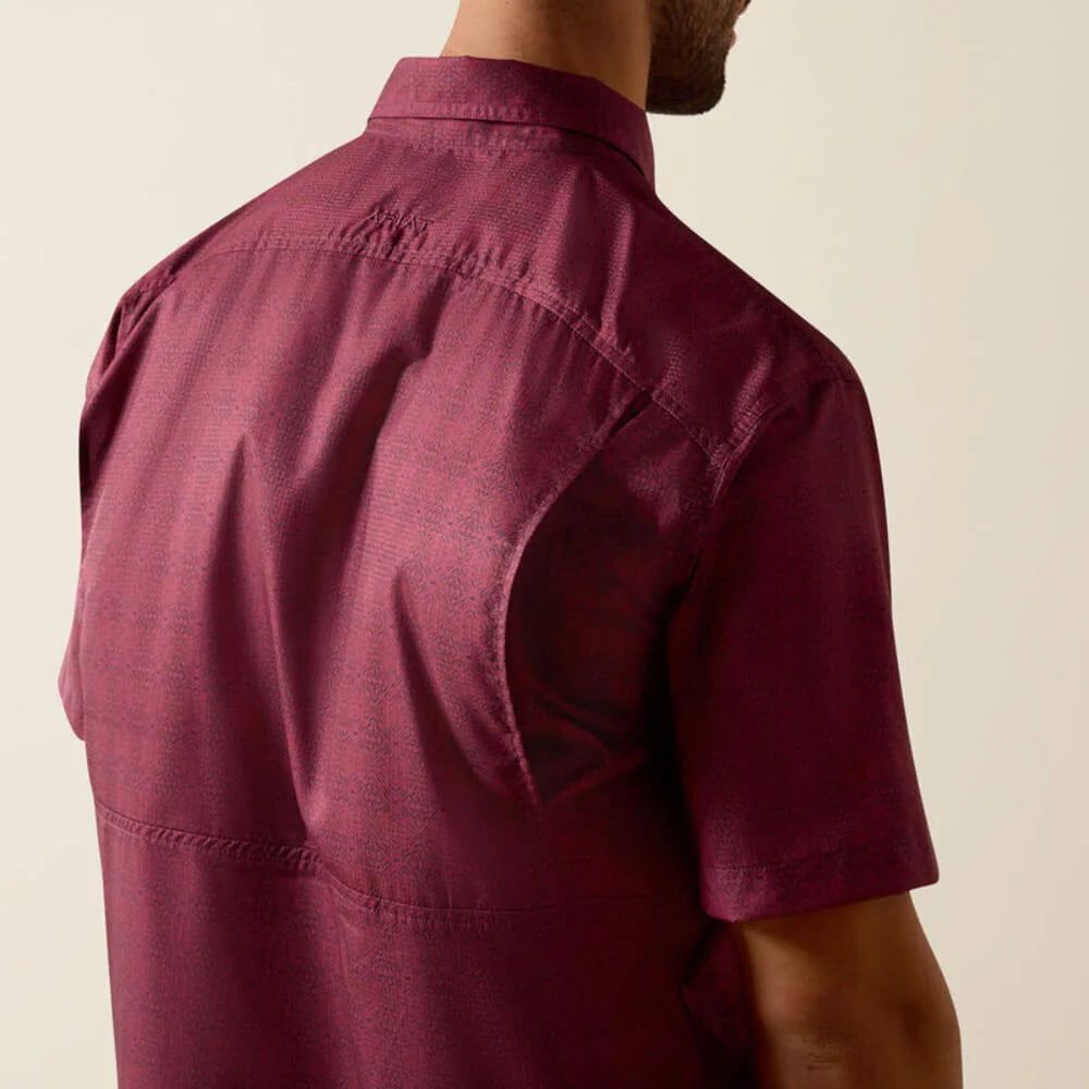 Ariat Men’s Printed VentTEK Shirt - Maroon Banner
