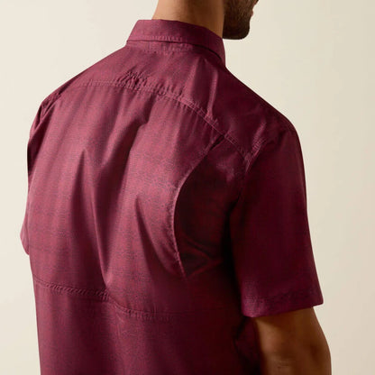 Ariat Men’s Printed VentTEK Shirt - Maroon Banner